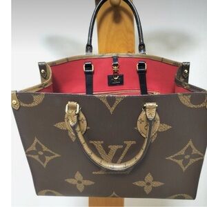 Shop Dear's Boutique